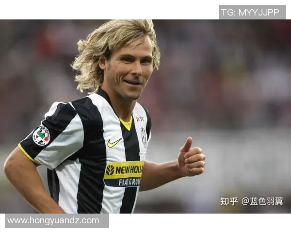 三位冷门足球球星的传奇故事与成长轨迹解析 三位冷门足球球星的传奇故事与成长轨迹解析